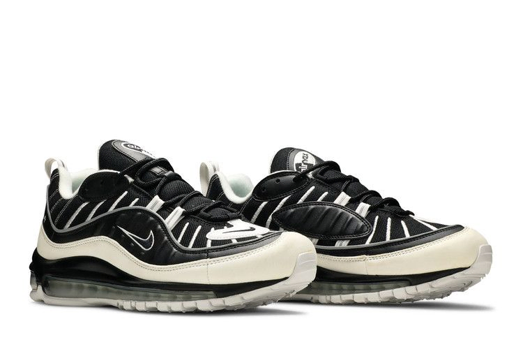 air-max-98-white-black-640744-010_07