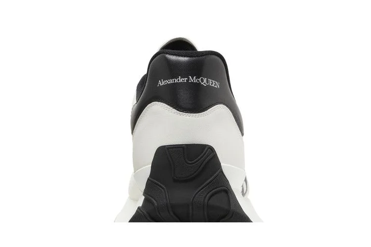 Krossovki-Alexander-McQueen-Sprint-Runner-White-Black-6