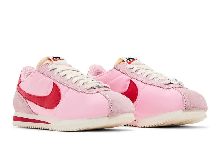Krossovki-Nike-Wmns-Cortez-TXT-Soft-Pink-Fire-Red-7