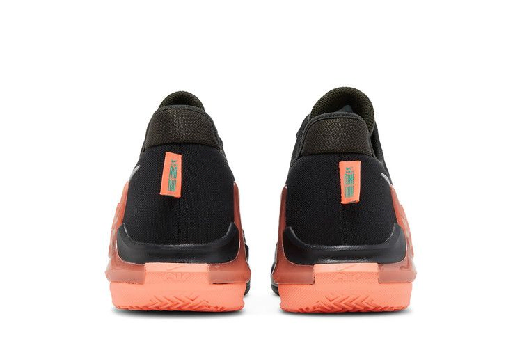 Кроссовки Nike LeBron Witness 6 GS 'Black Crimson Pulse'