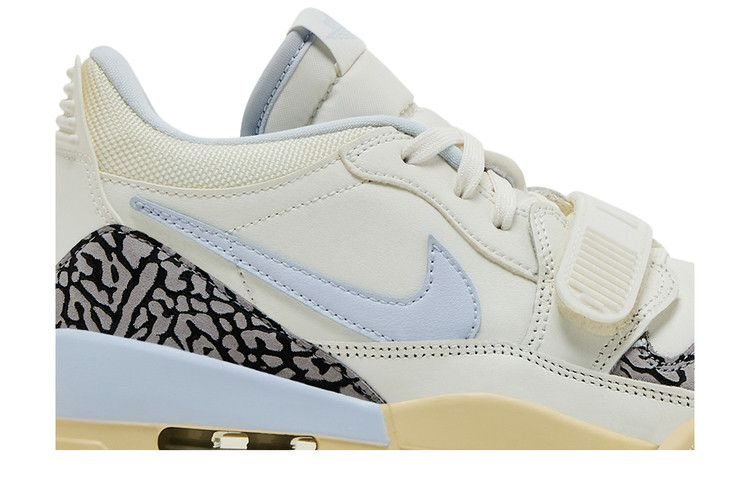 wmns-jordan-legacy-312-low-sail-football-grey-fq7827-101_01