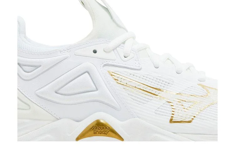 Кроссовки Mizuno Wmns Wave Momentum 3 'White Gold'