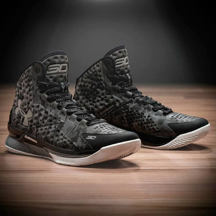 Кроссовки Under Armour Curry 1 'MI30'