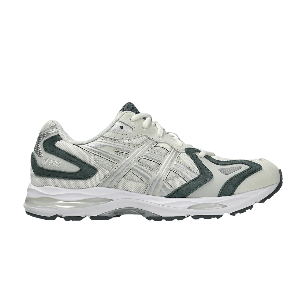 Krossovki-ASICS-Gel-K1011-Cream-Pure-Silver