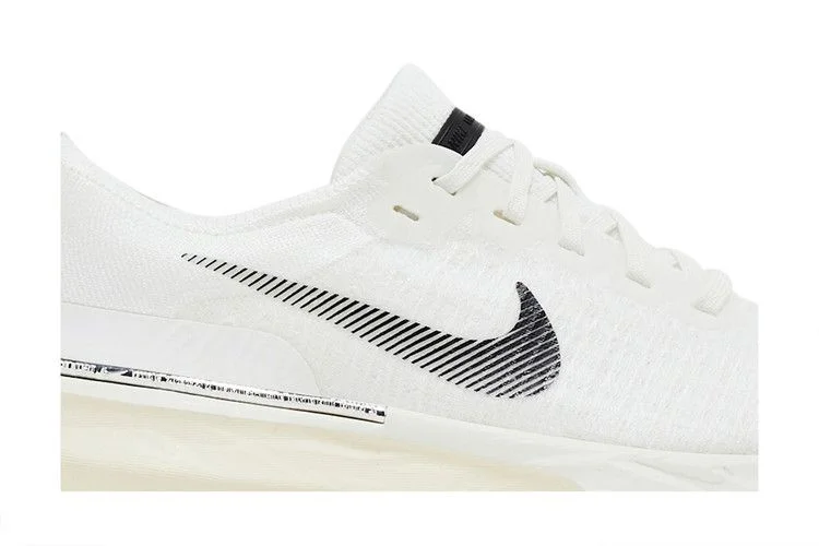 Кроссовки Nike Wmns ZoomX Invincible 3 'Summit White Black'