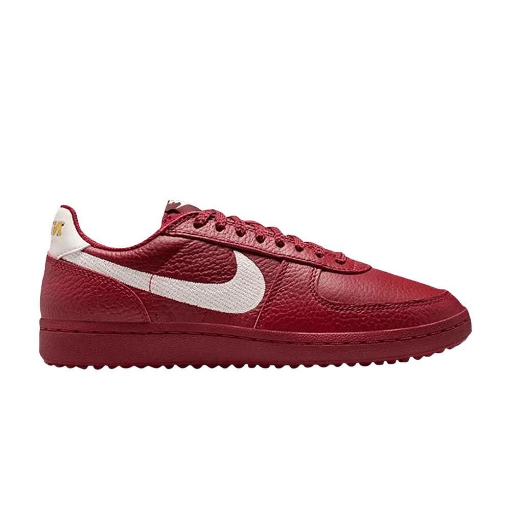 Krossovki-Nike-Wmns-Field-General-Red-White