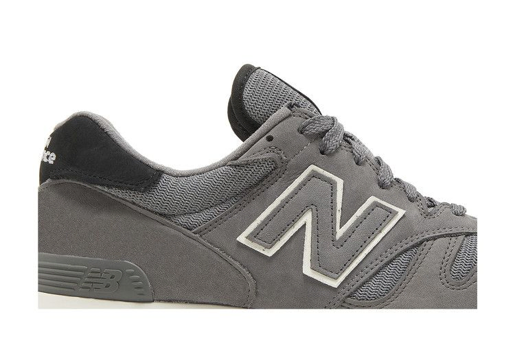 Кроссовки New Balance M1300