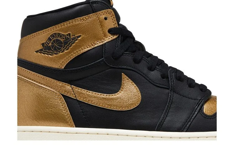 Кроссовки Air Jordan 1 Retro High OG 'Black Gold'