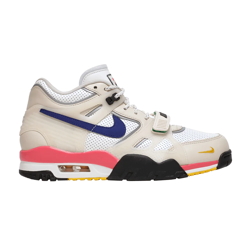 Krossovki-Saquon-Barkley-x-Nike-Air-Trainer-3-New-York-City