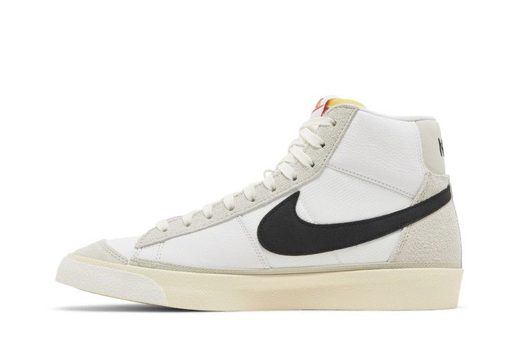 Кроссовки Nike Blazer Mid '77 Pro Club 'Remastered - Light Bone Black'