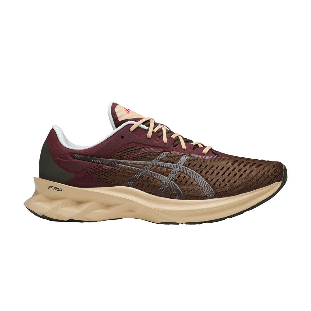 novablast-brown-burgundy-1021a467-200