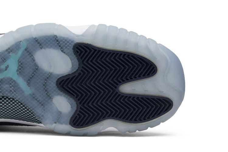 air-jordan-11-retro-low-gs-blue-moon-580521-408_04