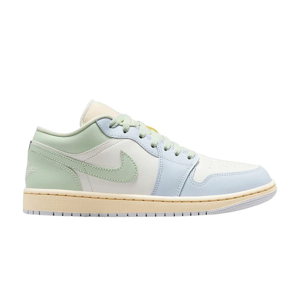 Krossovki-Wmns-Air-Jordan-1-Low-Sail-Aura