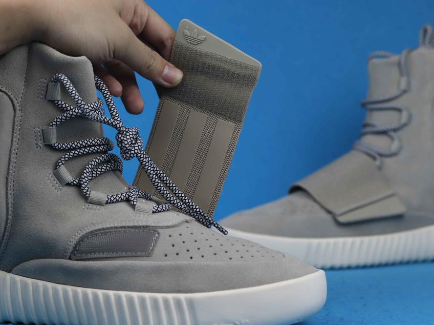 adidas-Yeezy-Boost-750-OG-Light-Brown-12