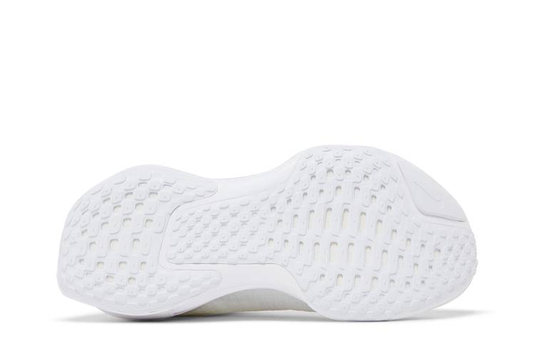 Кроссовки Nike ZoomX Invincible 3 Extra Wide 'White Photon Dust'