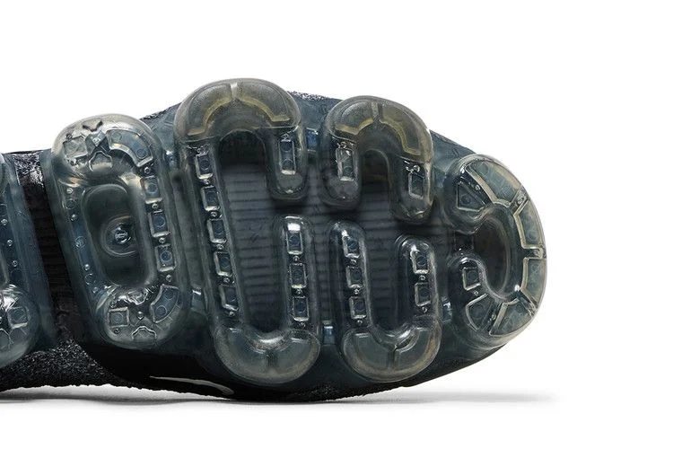 Кроссовки Nike Air Vapormax Flyknit 2 'Wolf Grey'