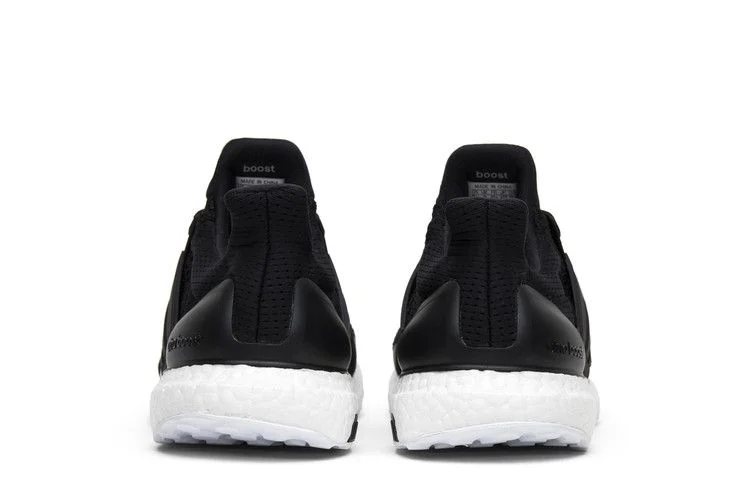 Krossovki-Undefeated-x-adidas-UltraBoost-4.0-Black-5