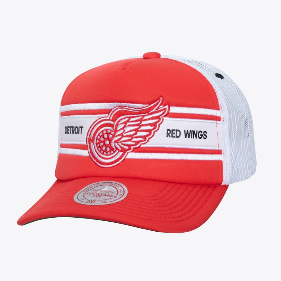 Mitchell-Ness-Red-Detroit-Red-Wings-Sideline-Trucker-Snapback-Hat