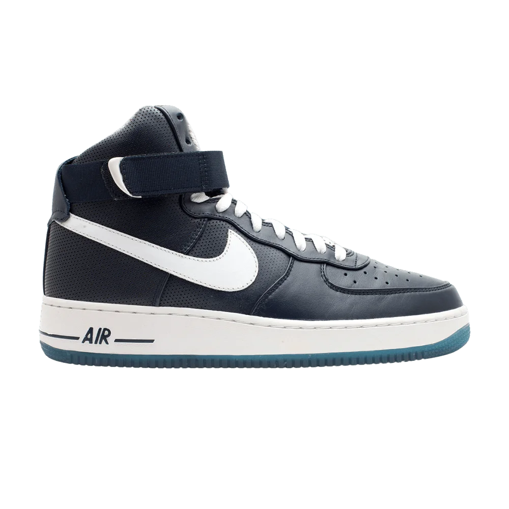 Krossovki-Nike-Air-Force-1-High-Premium-Le-Futura
