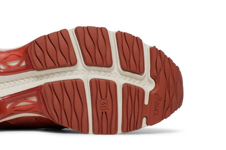 Кроссовки ASICS Denim Tears x Gel MC Plus 'Georgia Red Clay'