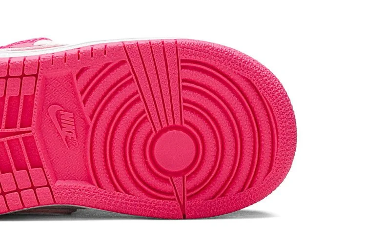 Кроссовки Air Jordan 1 Mid TD 'Hyper Pink'