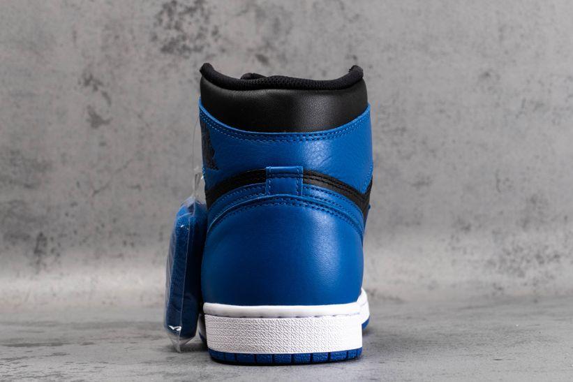 Air-Jordan-1-Retro-Royal-2017-8