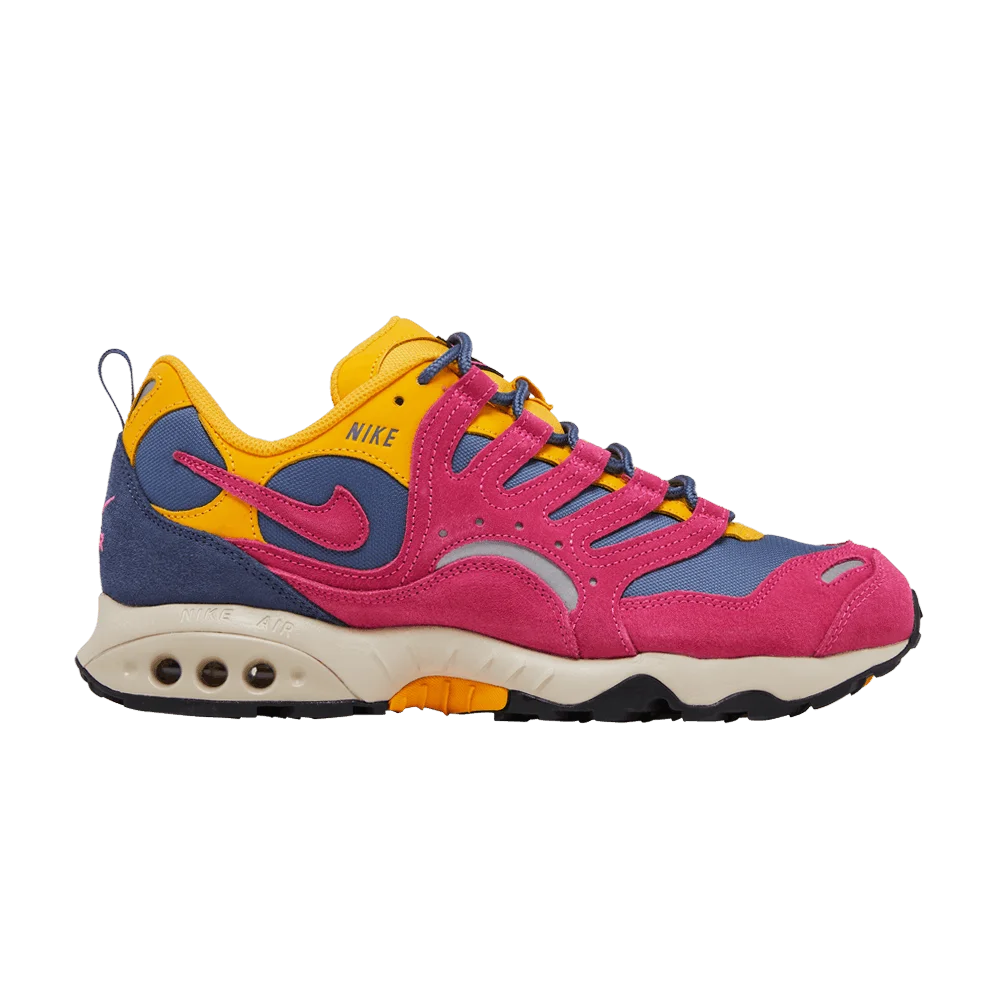 Krossovki-Nike-Air-Terra-Humara-Alchemy-Pink