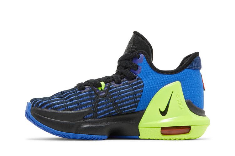Кроссовки Nike LeBron Witness 6 GS 'Hyper Royal Bright Crimson'