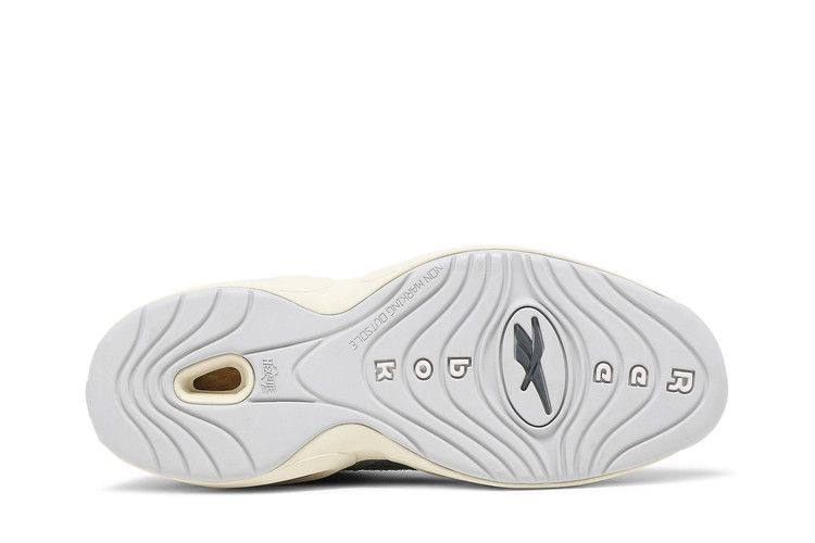 Кроссовки Reebok Question Mid 'Grey Suede'