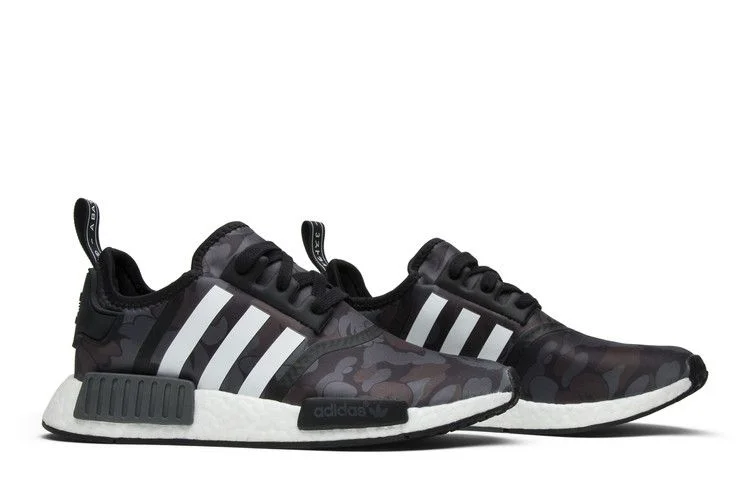 Krossovki-A-Bathing-Ape-x-adidas-NMD_R1-Black-Camo-7