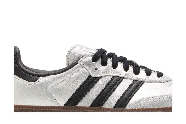 Кроссовки adidas Wmns Samba 'Silver Metallic Black Gum'