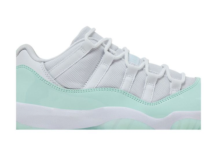 wmns-air-jordan-11-retro-low-igloo-ah7860-103_01