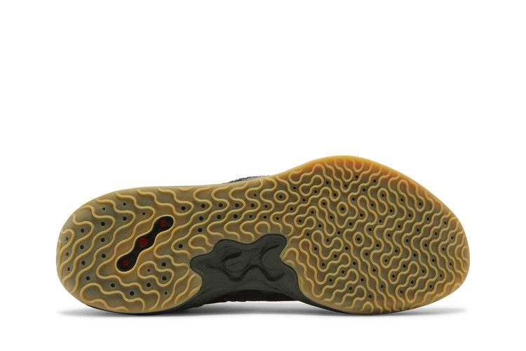 Кроссовки Nike Air Zoom GT Run EP 'Military Green'