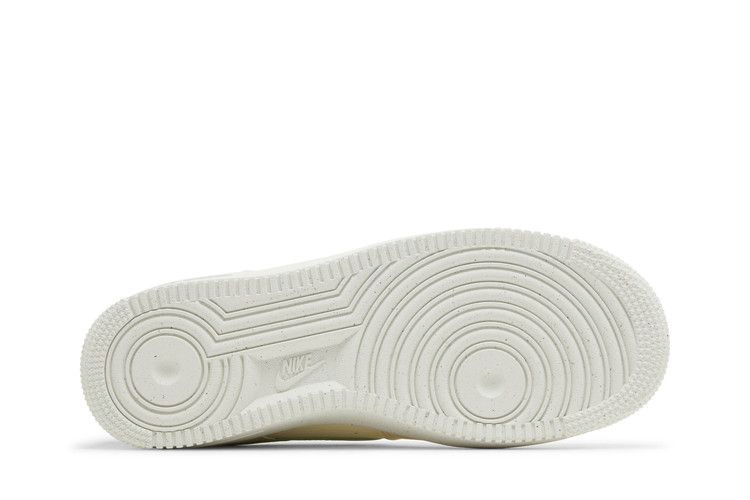 Кроссовки Nike Wmns Air Force 1 '07 SE Next Nature 'Coconut Milk Chlorophyll'