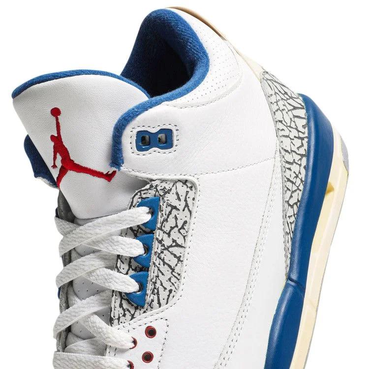 Krossovki-Air-Jordan-3-Retro-True-Blue-2001-8