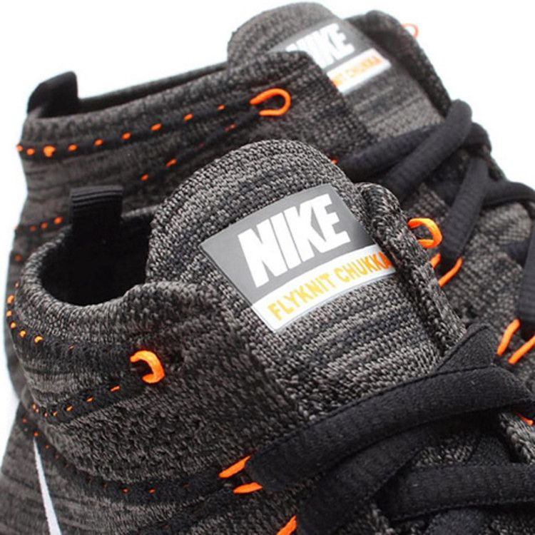 lunar-flyknit-chukka-554969-081_03