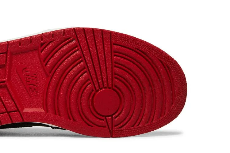 Кроссовки Air Jordan 1 Retro High 'Gucci'