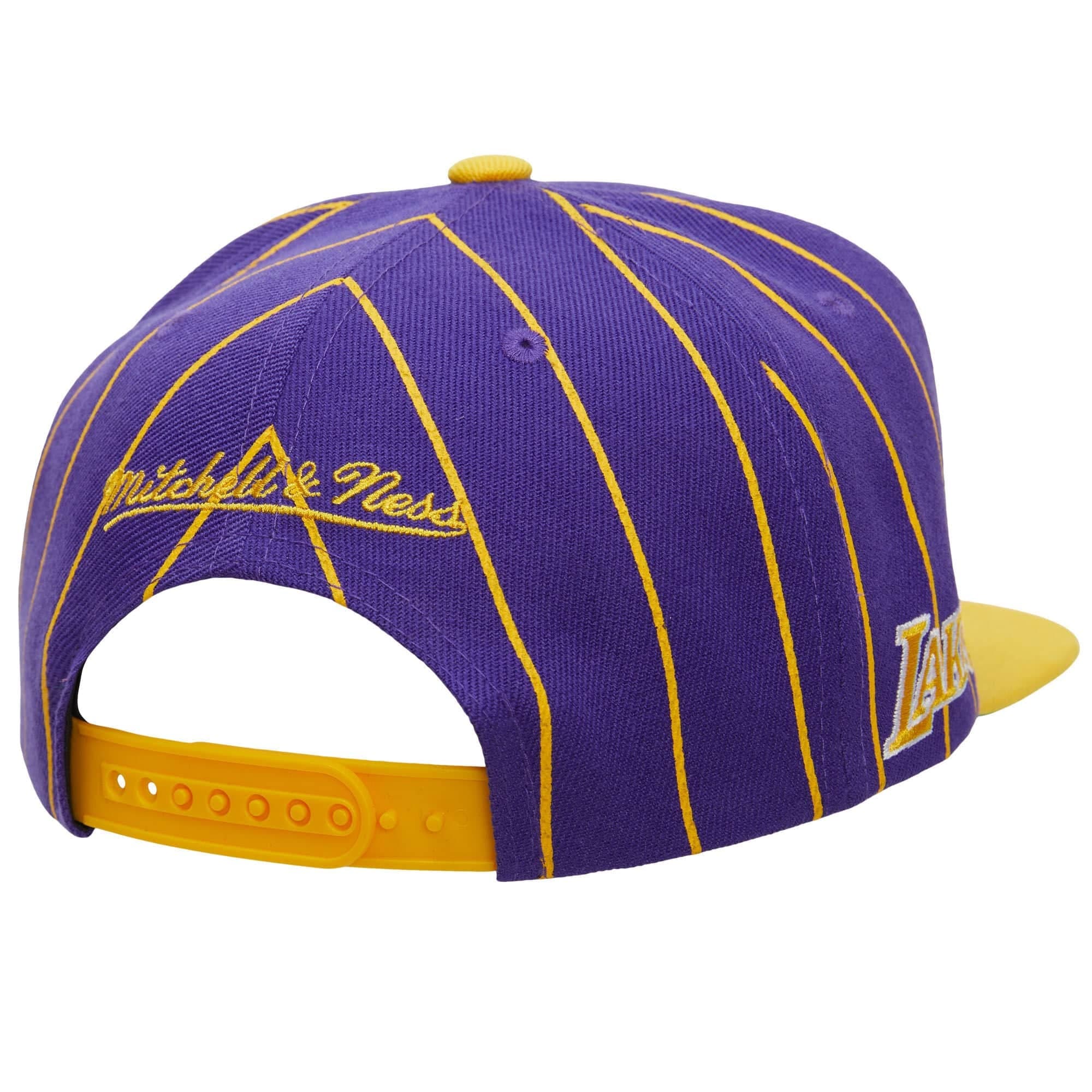 Бейсболка Mitchell & Ness Team Pin Snapback Los Angeles Lakers Hat