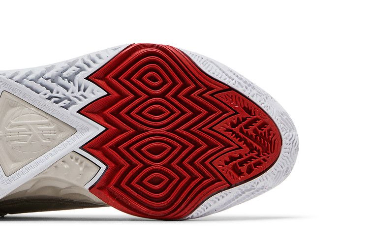 Кроссовки Nike Kyrie 8 'Light Bone Picante Red'