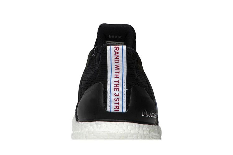 Кроссовки Adidas UltraBoost 2.0 'Stars and Stripes'