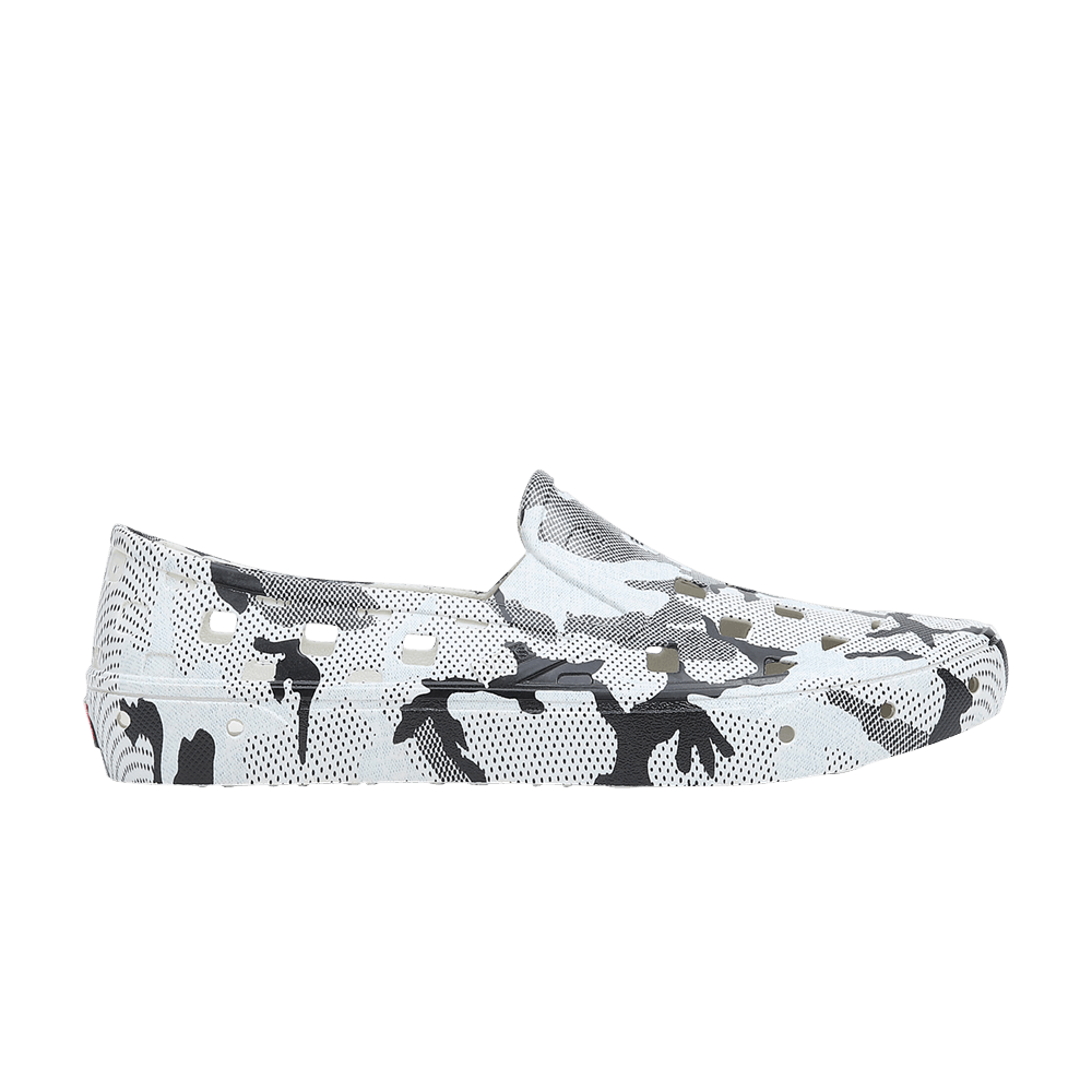 Кроссовки Vans Trek Slip-On 'Arctic Camo'