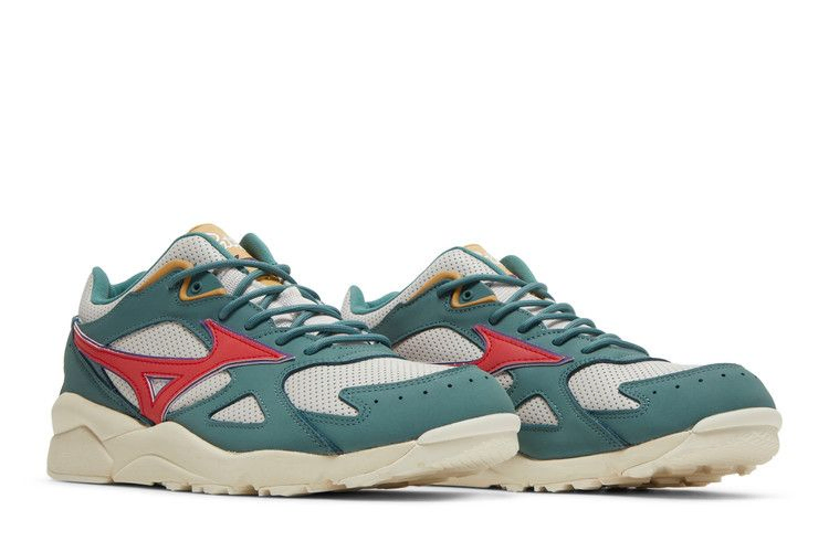 patta-x-sky-medal-green-ivory-d1gd211902_07