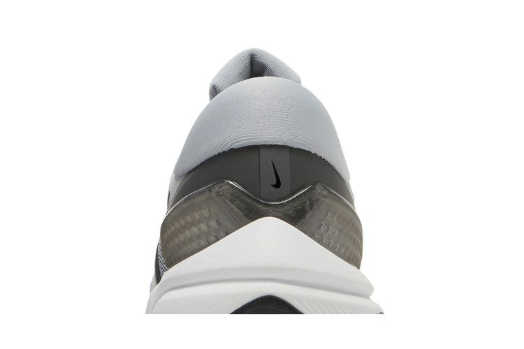 Кроссовки Nike Air Zoom Vomero 16 'Wolf Grey Light Crimson'