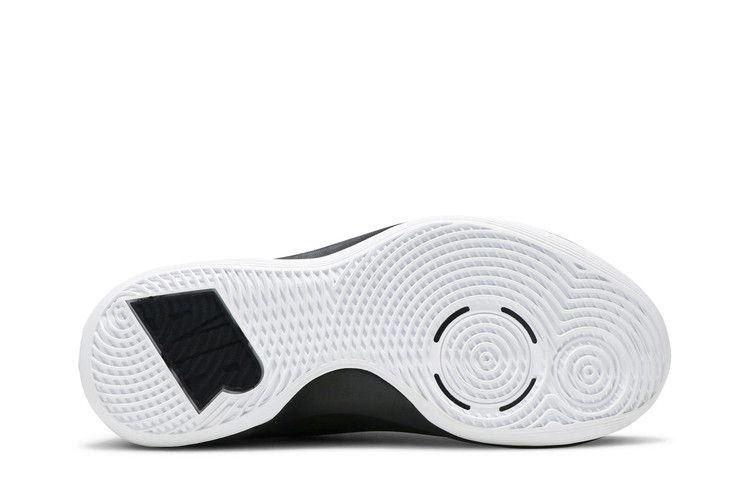 air-versitile-3-white-black-ao4430-100_03