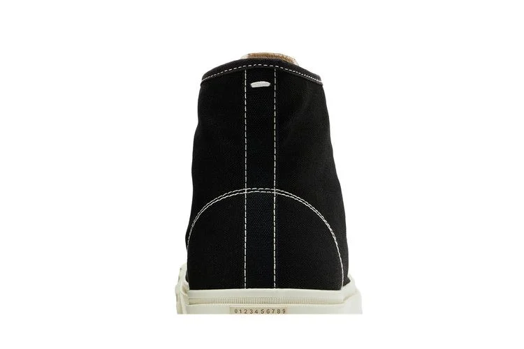 Кроссовки Maison Margiela Tabi High 'Black White'