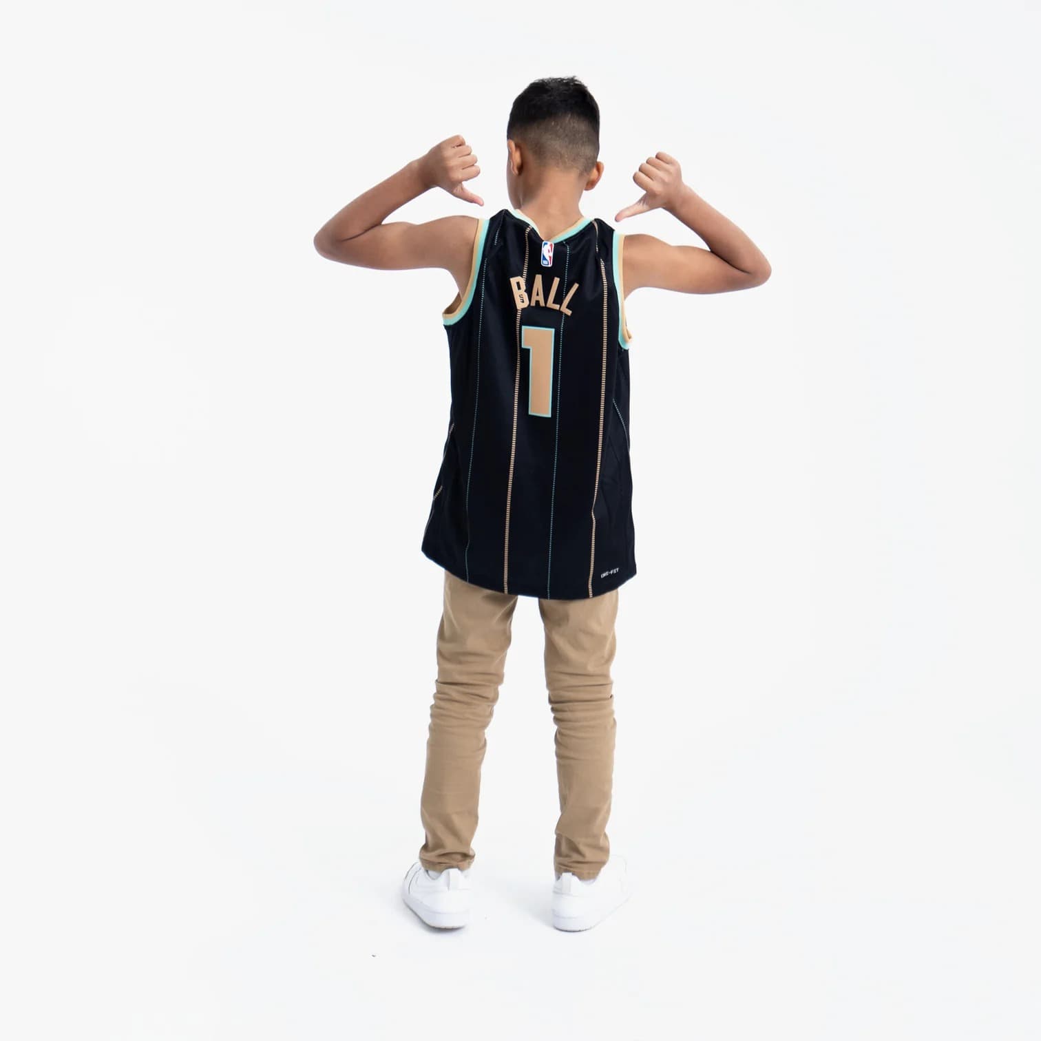 2022-23-Charlotte-Hornets-LaMelo-Ball-1-Youth-Swingman-City-Edition-Black-Jersey-4