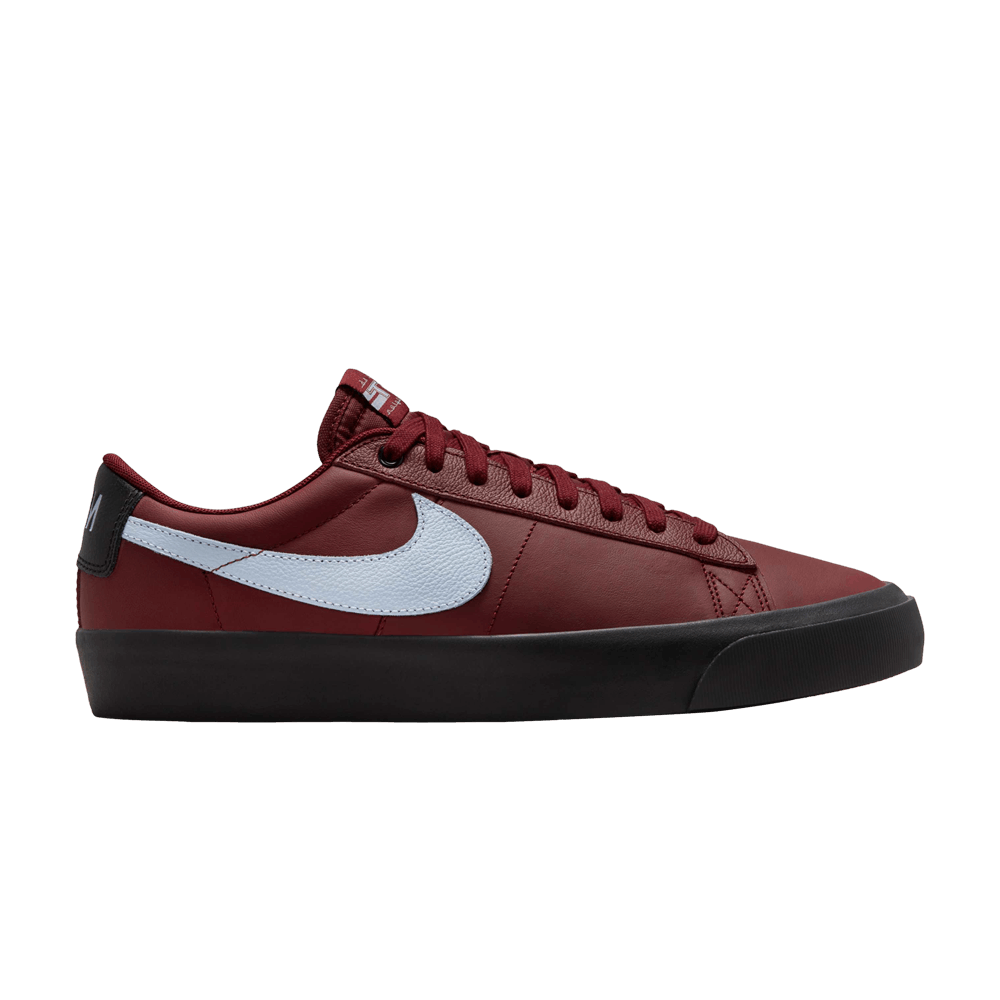 zoom-blazer-low-pro-gt-sb-dark-team-red-dv1226-600