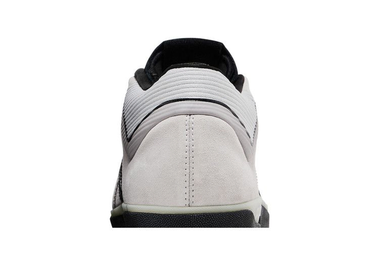 tyshawn-grey-black-gy6953_06
