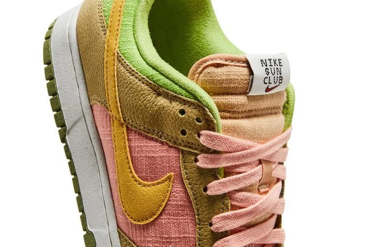 Krossovki-Nike-Dunk-Low-Sun-Club-Arctic-Orange-Sanded-Gold-9