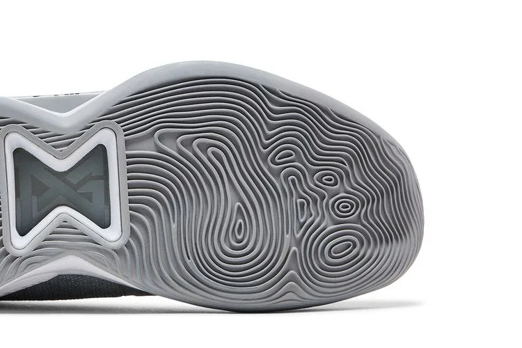 Krossovki-Nike-PG-5-TB-Wolf-Grey-Black-4